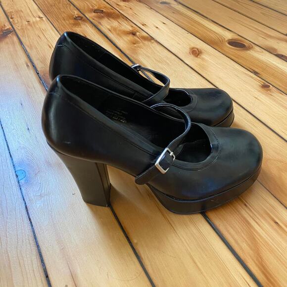 Vintage Y2K 2000s Bongo Platform Mary Jane Heels Size 7.5 - Picture 3 of 5